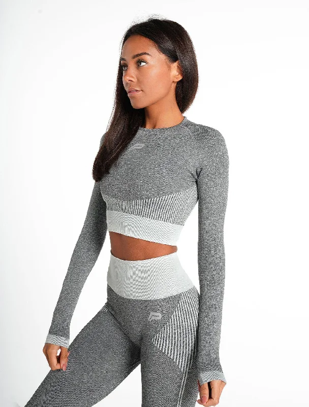 adapt-seamless-long-sleeve-crop-top-light-grey