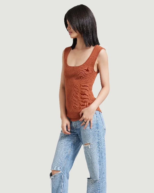 alexis-keyhole-back-sweater-tank-burnt-sienna