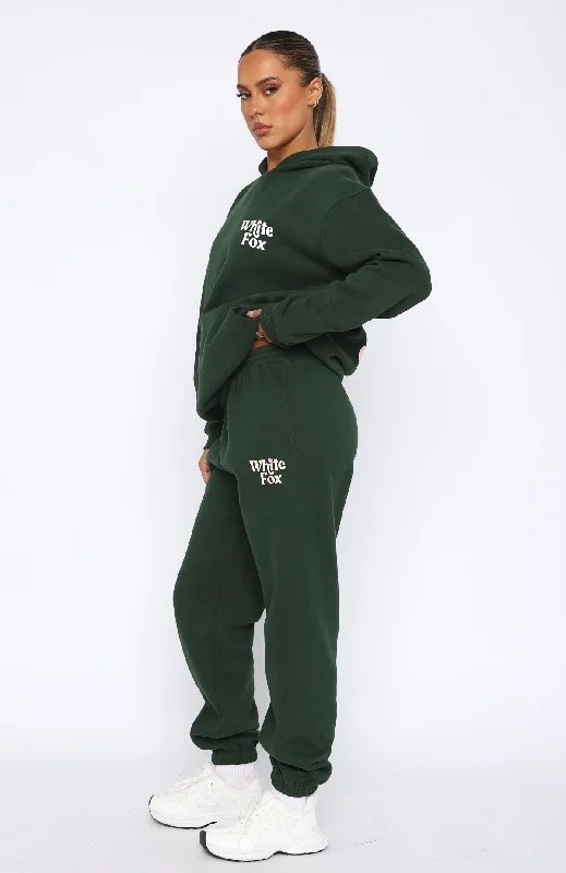 all-you-need-is-love-sweatpants-forest-green