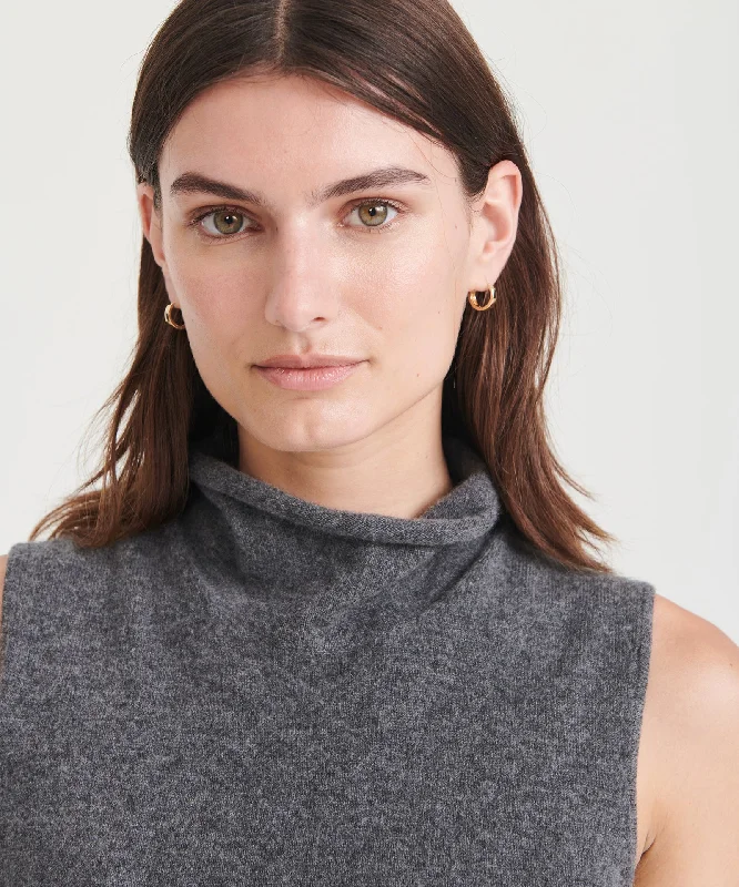 cashmere-sleeveless-turtleneck-1