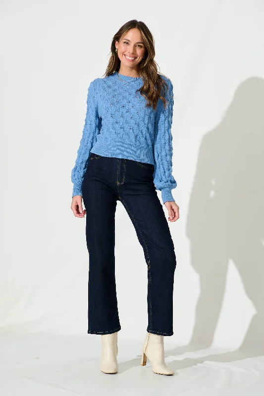 clarette-knit-in-blue-cotton