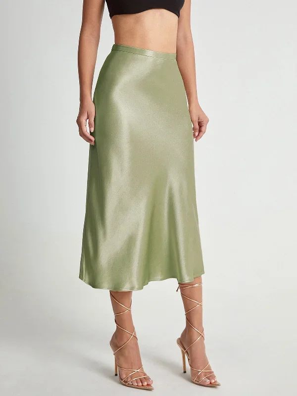 high-waisted-satin-midi-flow-skirt