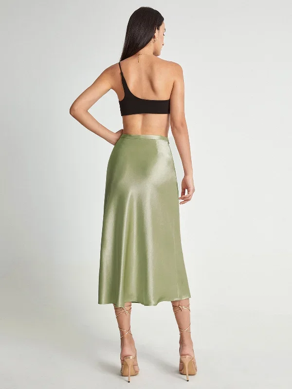 high-waisted-satin-midi-flow-skirt