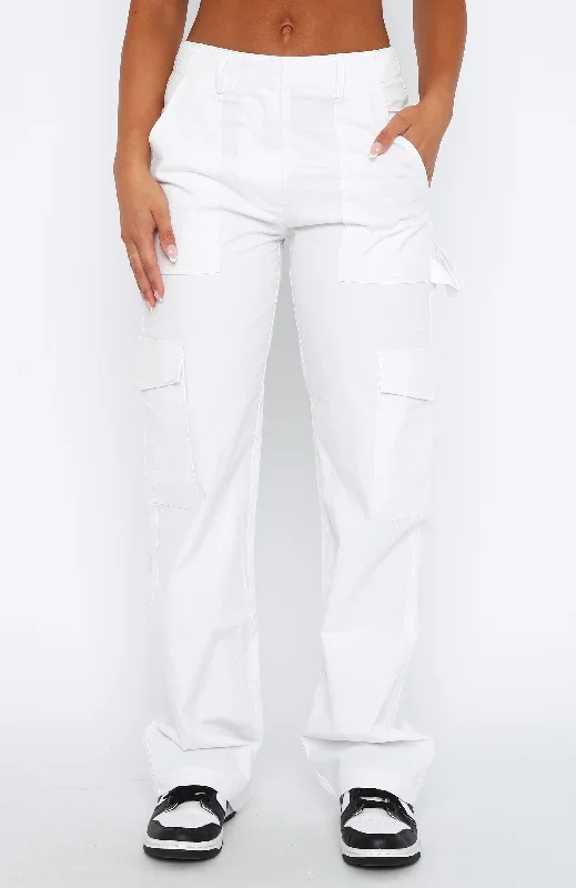 know-your-worth-cargo-pants-white