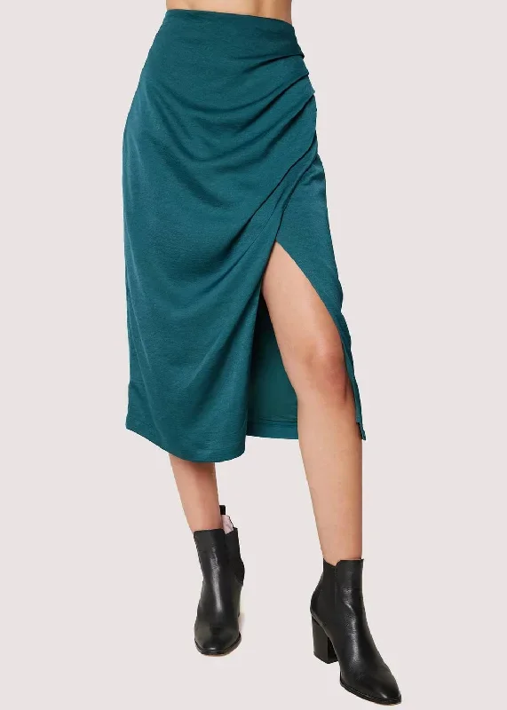 modern-love-midi-dress-in-green