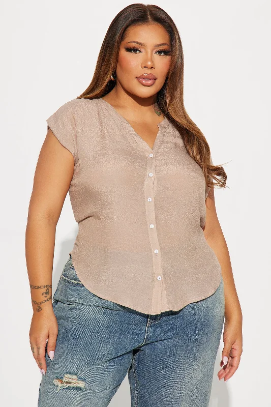 ollie-shirt-taupe