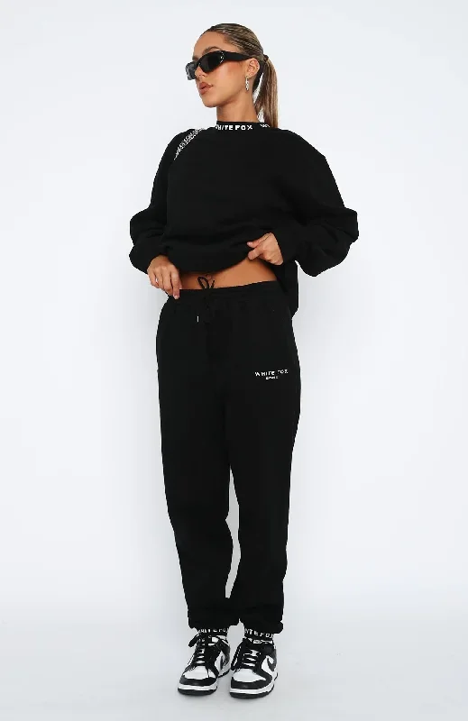 put-it-on-repeat-sweatpants-black