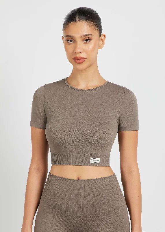 s671slwv9-women-seamless-tight-crop-tshirt-core