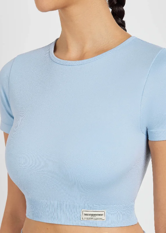 s671slwv9-women-seamless-tight-crop-tshirt-core