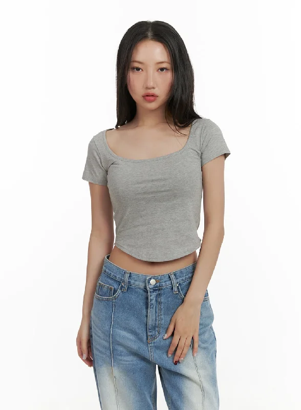 Slim Fit Scoop Neck Crop Tee CY403