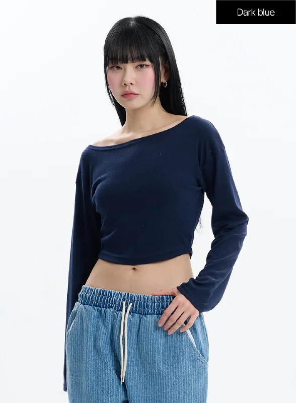 solid-crop-long-sleeve-top-if413