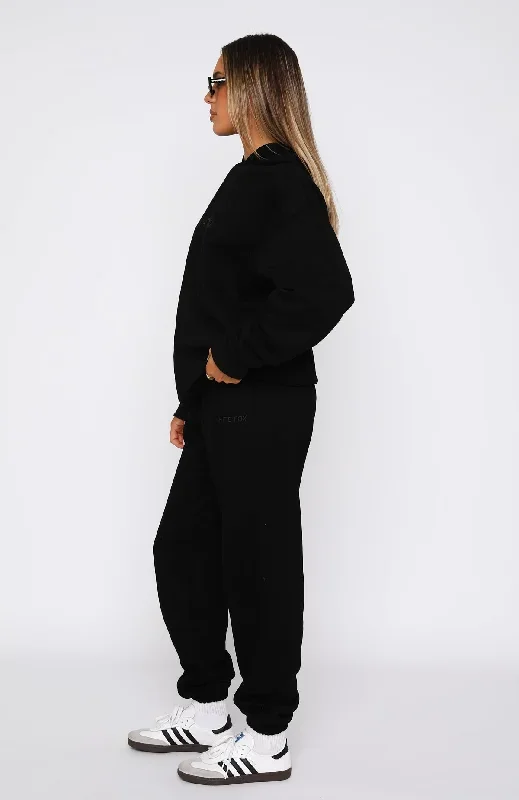 stay-lifted-sweatpants-black