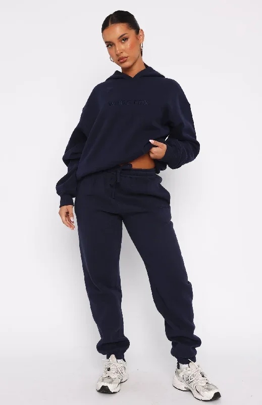 stay-lifted-sweatpants-navy