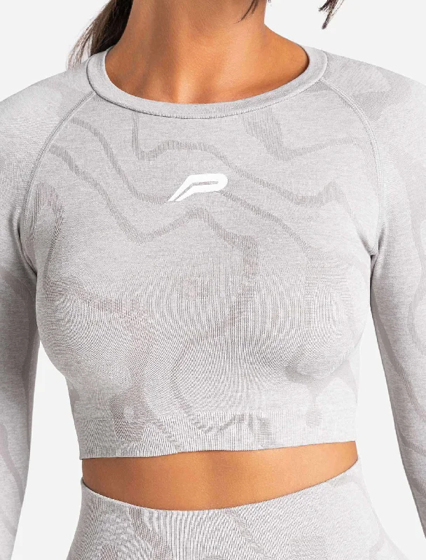 sustainable-seamless-long-sleeve-crop-top-cloud-grey