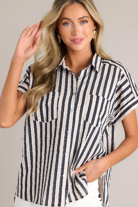 timeless-choice-black-stripe-button-front-top