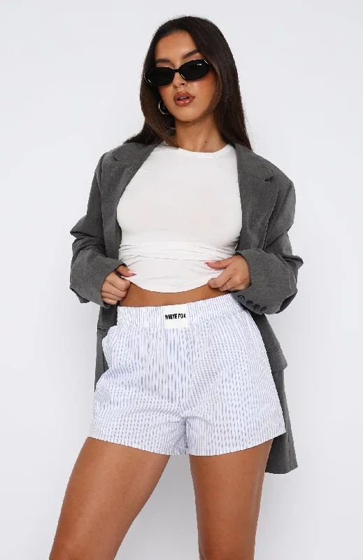 wasting-my-time-shorts-white-stripe